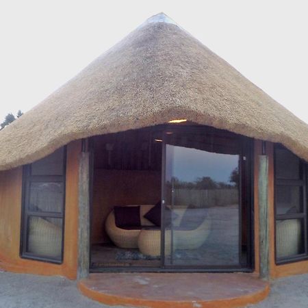 Ongula Village Homestead Lodge Omupumba Habitación foto